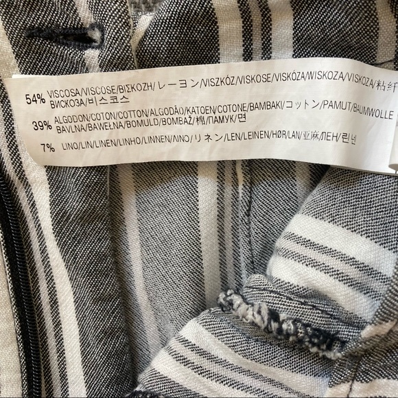 ZARA Trafaluc High Waisted Pleated Shorts - Picture 10 of 10